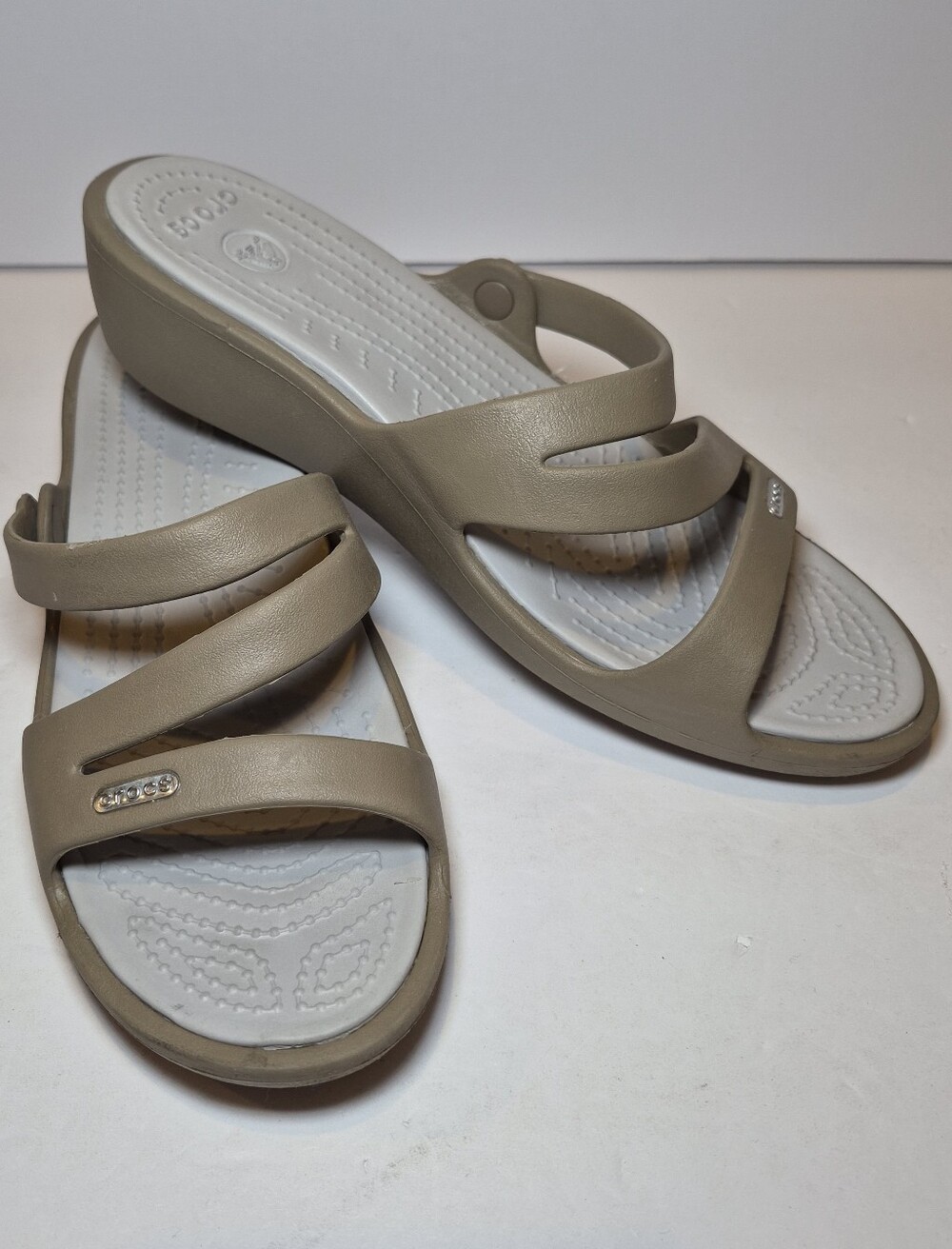 Crocs Patricia Wedge Strap Sandal Taupe Womens 9